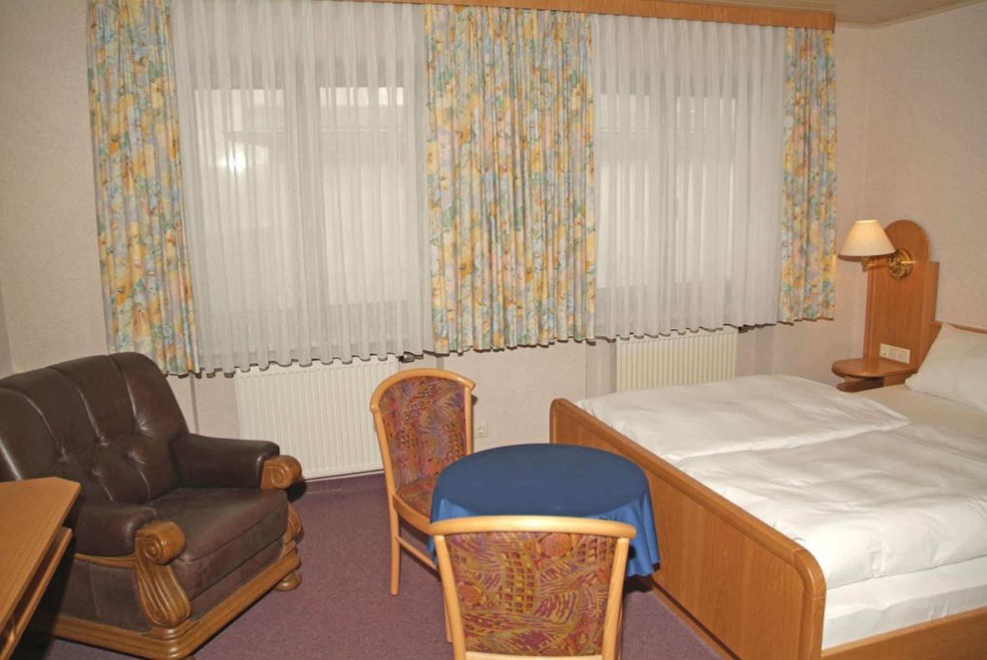 Hotel Gasthof Heckl Kinding Bagian luar foto