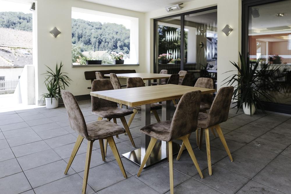 Hotel Gasthof Heckl Kinding Bagian luar foto