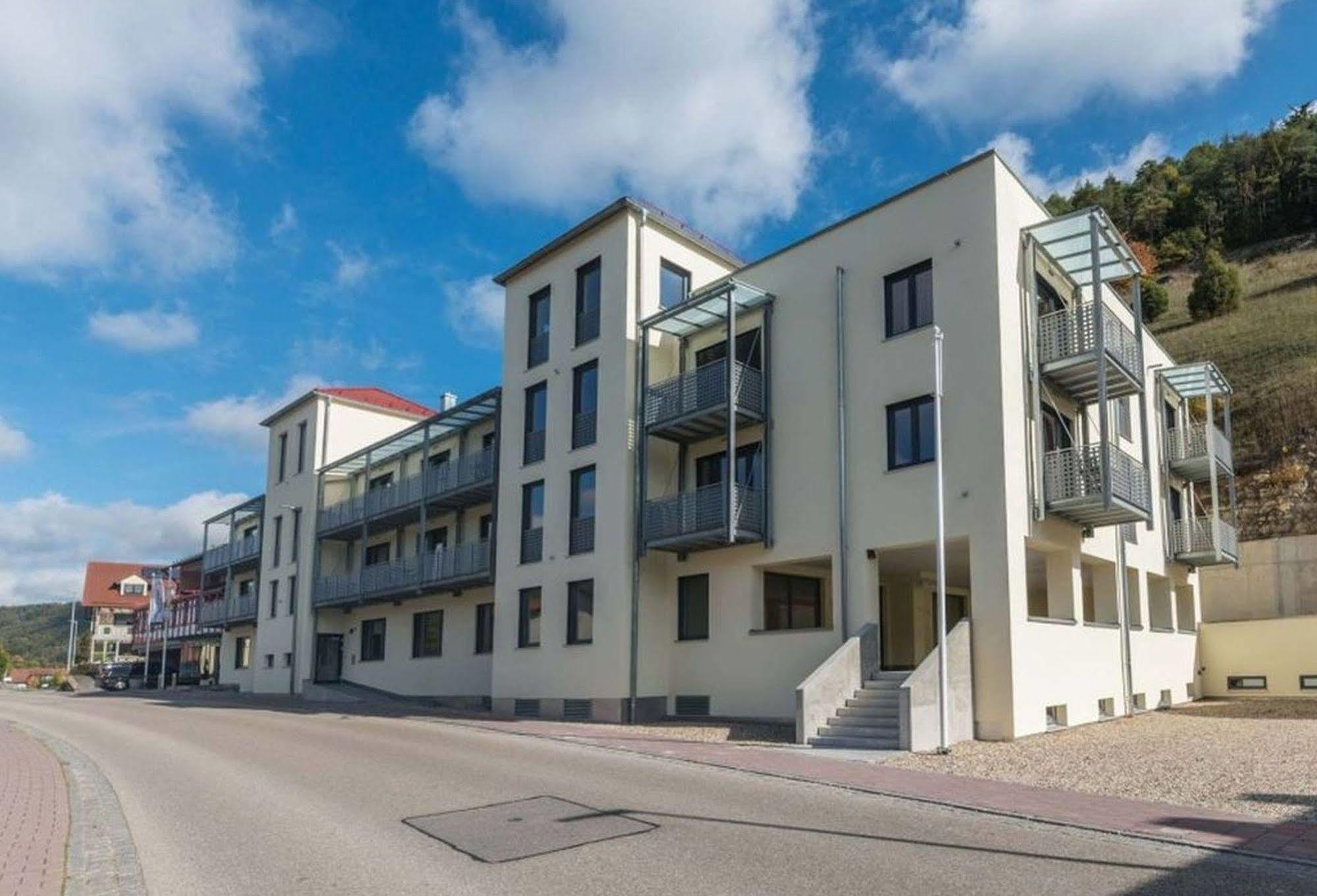 Hotel Gasthof Heckl Kinding Bagian luar foto